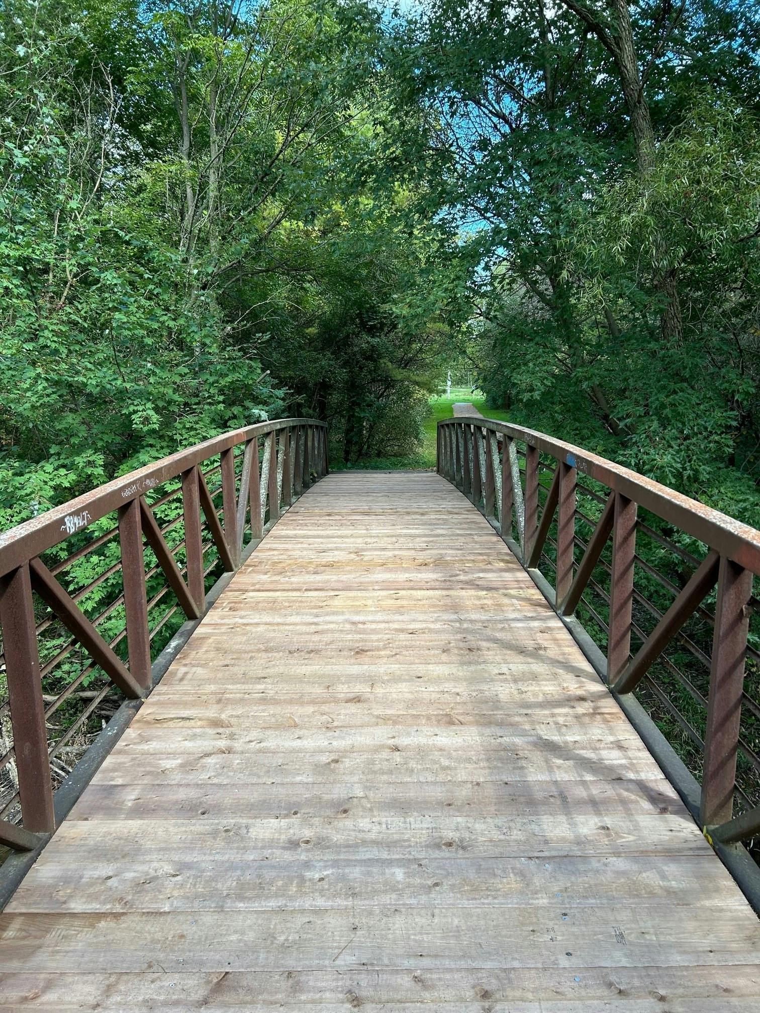 New boards installed on the Steen Park footbridge