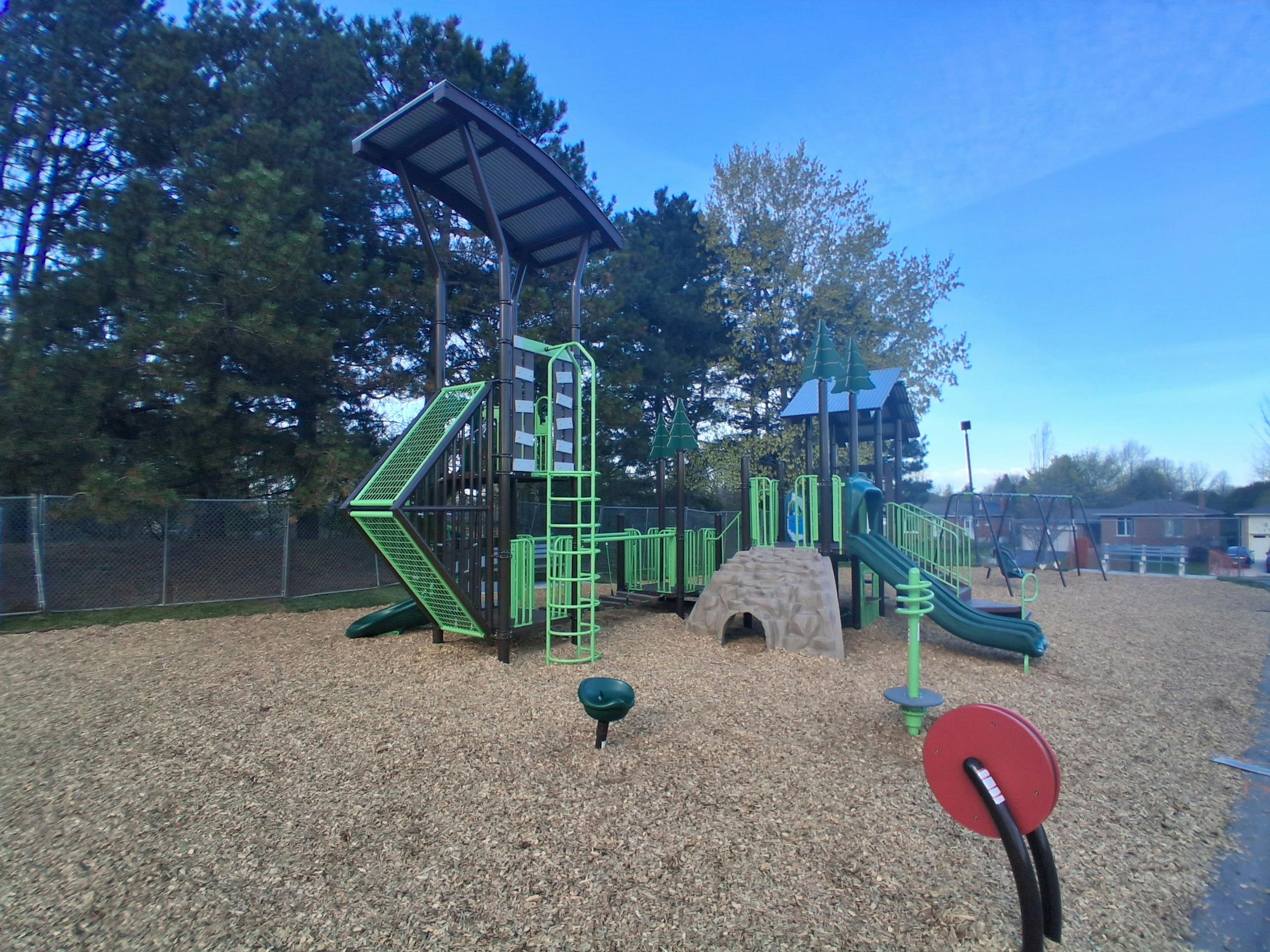 Completed new playground structure at Gatesbury Park