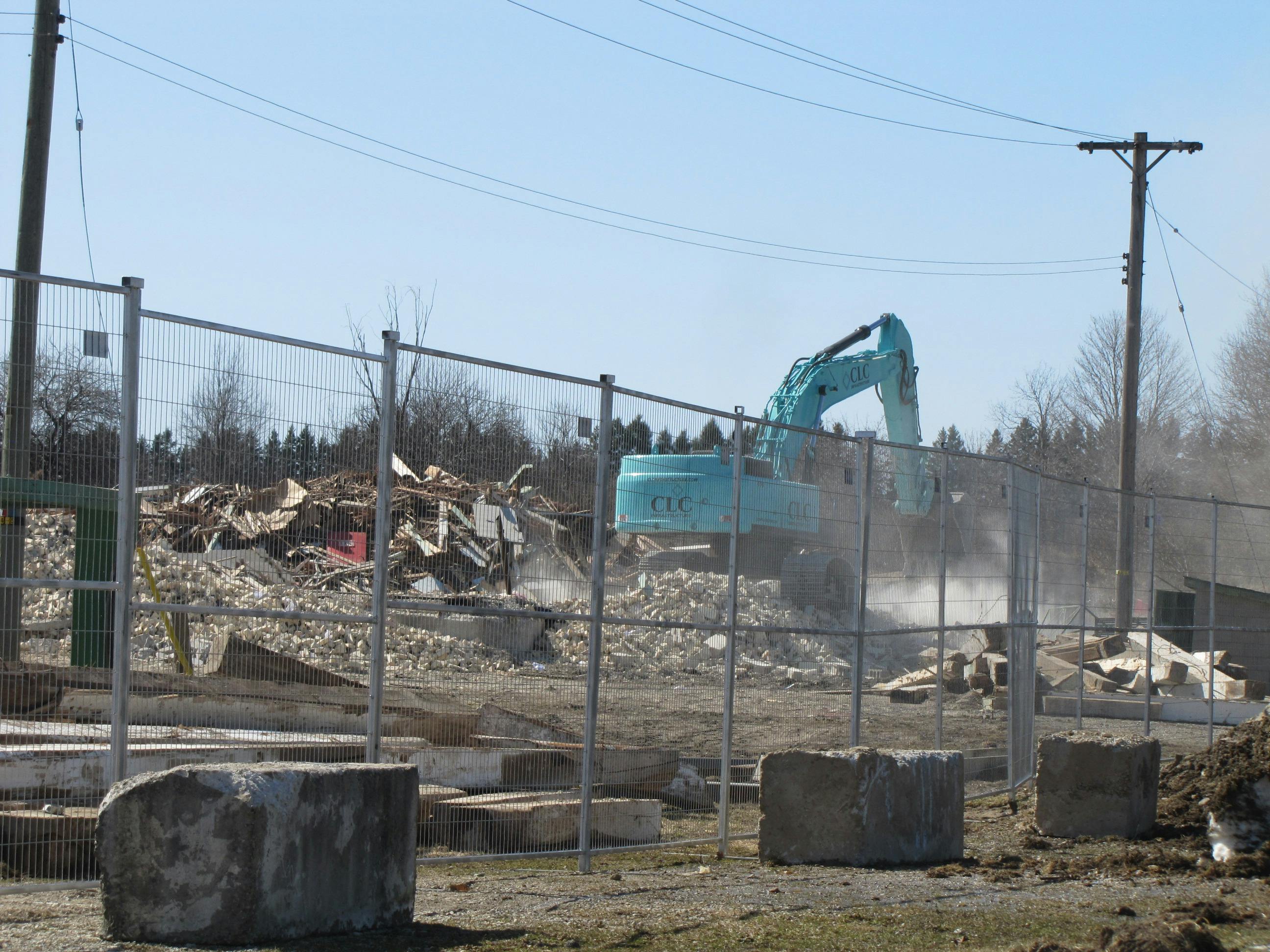 Demolition of Bogdon and Gross - March 22, 2021