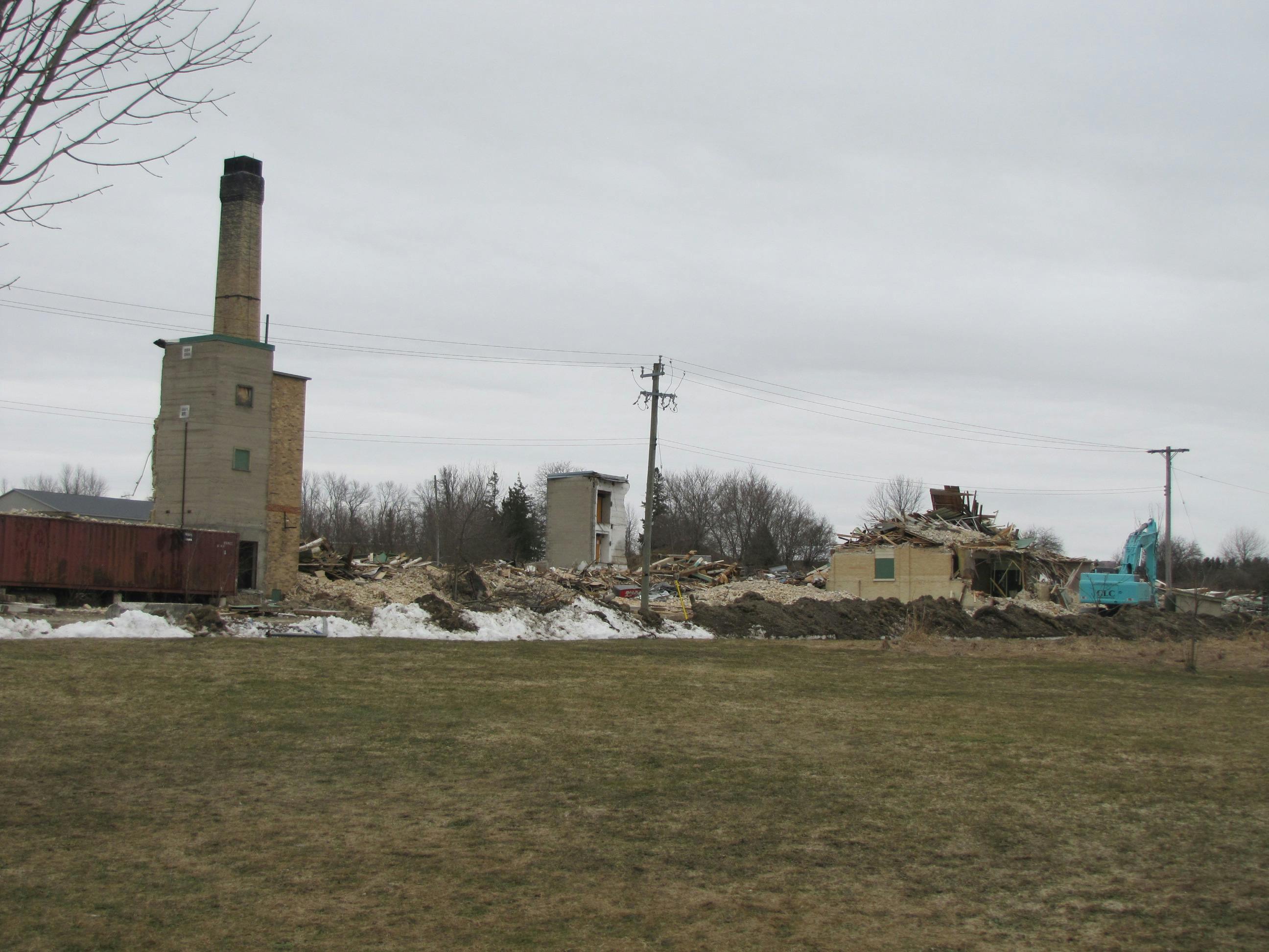 Demolition of Bogdon and Gross - March 16, 2021