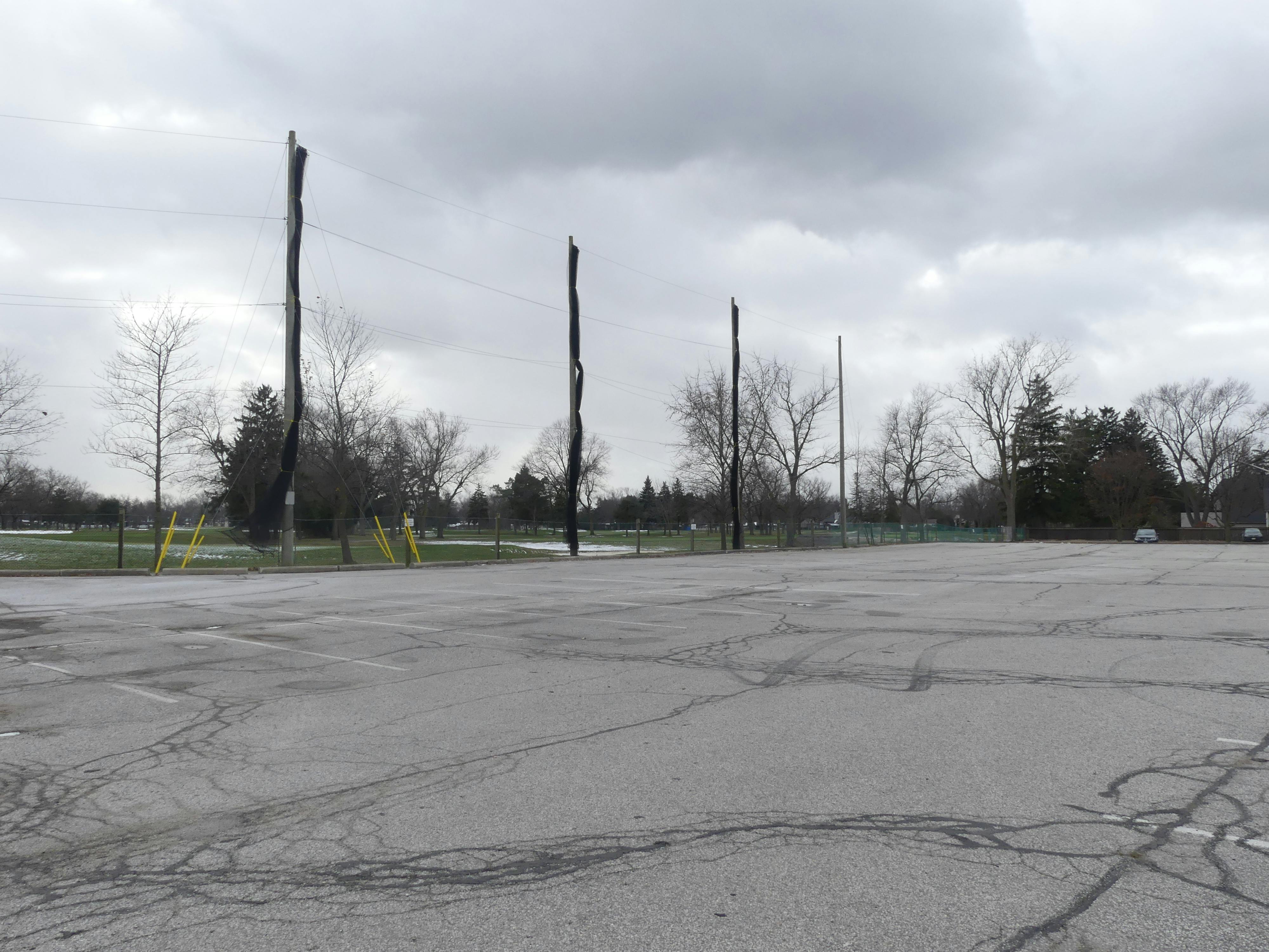 Photo of parking lot at Roseland Golf Course Clubhouse