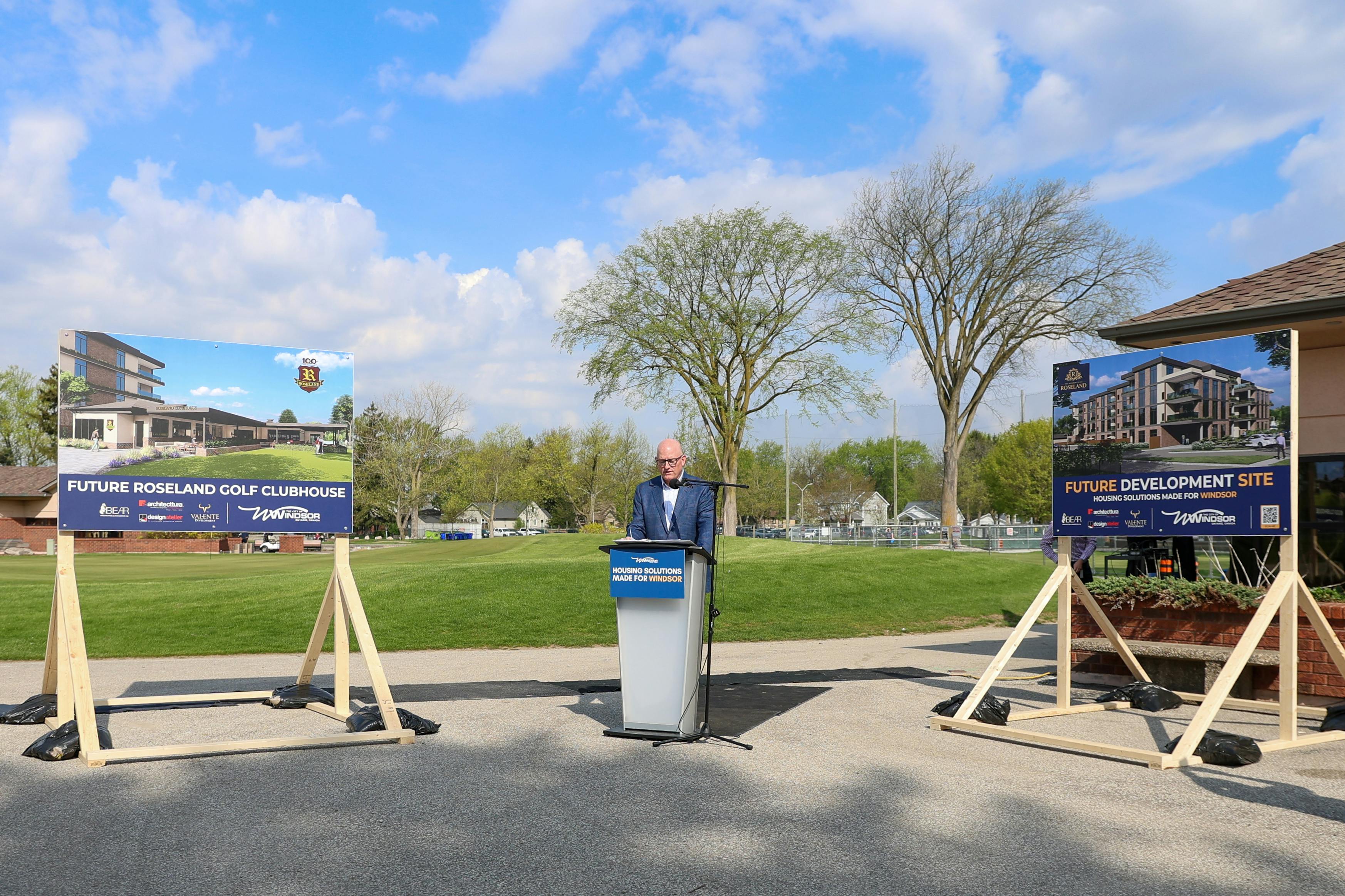 Mayor Drew Dilkens speaking at the podium.