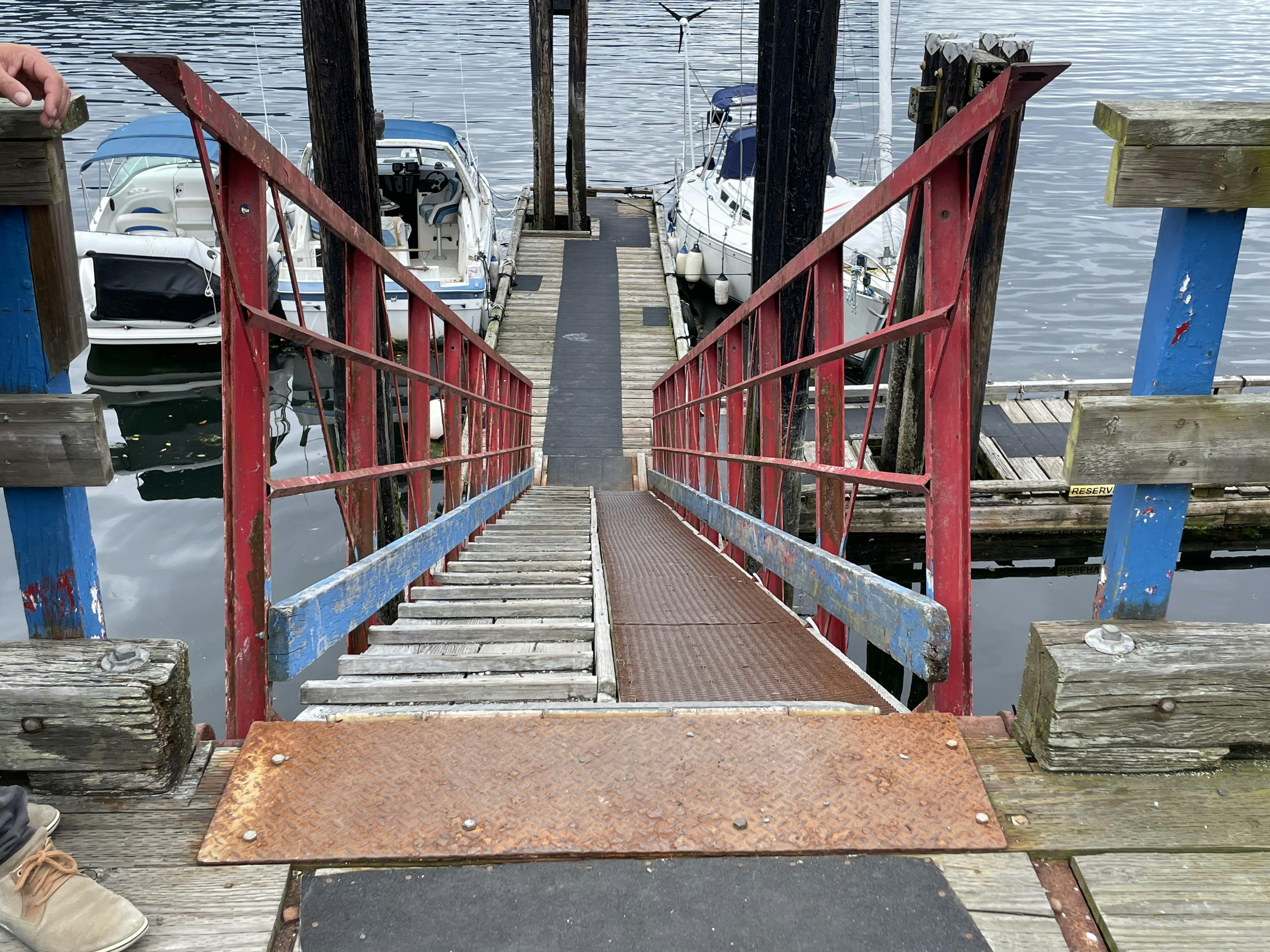 Wharf ramp
