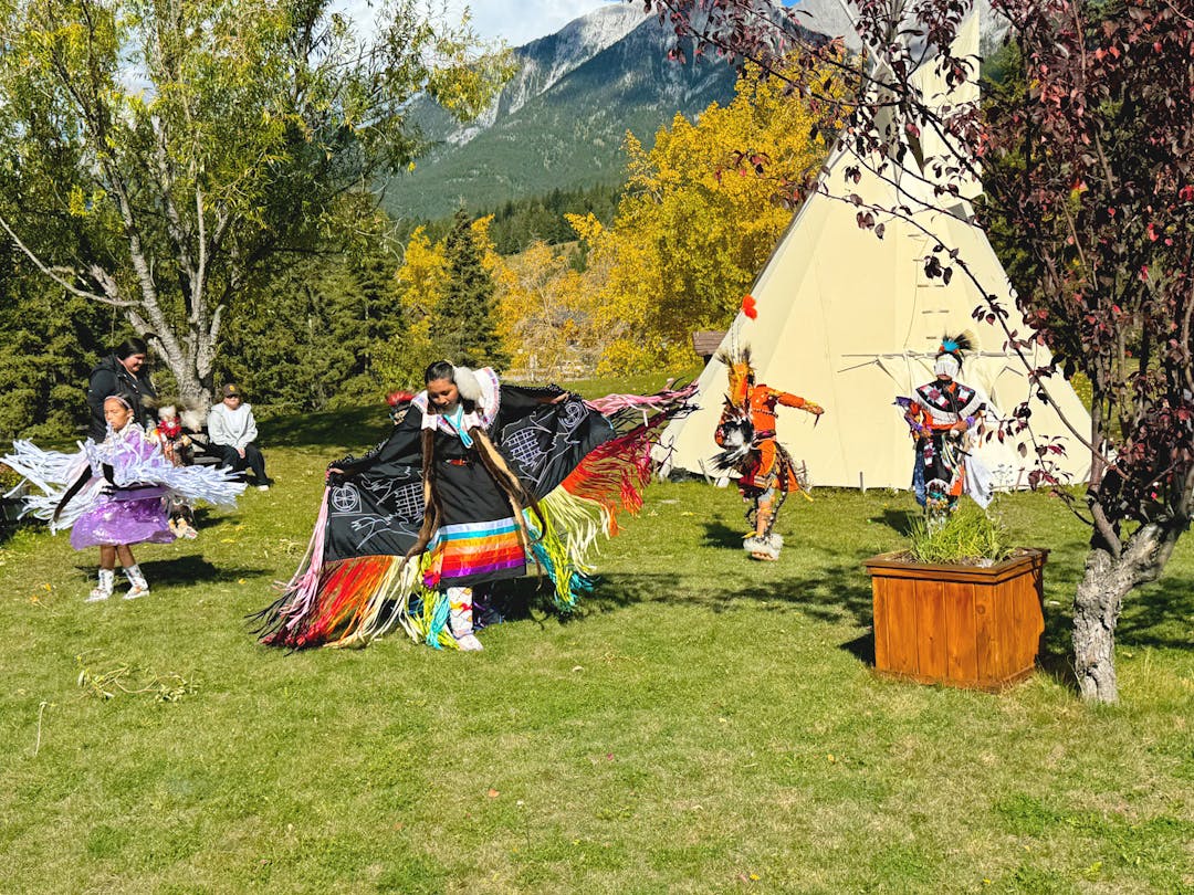 Photo Credit Kenny Hunter, Dancers at the Canmore General Hospital for NDTR 2024