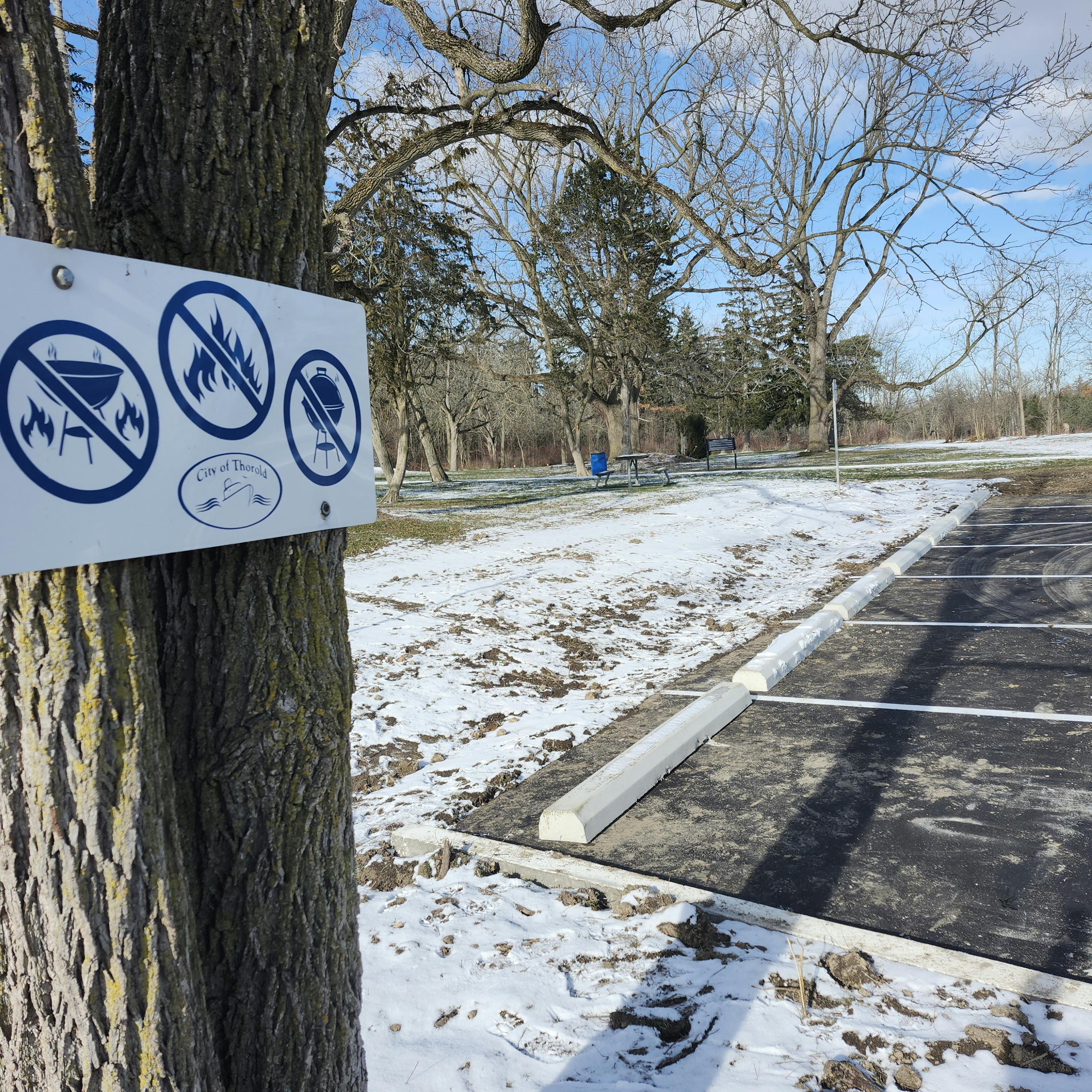 New Decew House Parking Lot