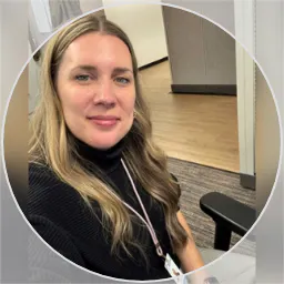 Membre de l’équipe, Emily Whitemarsh