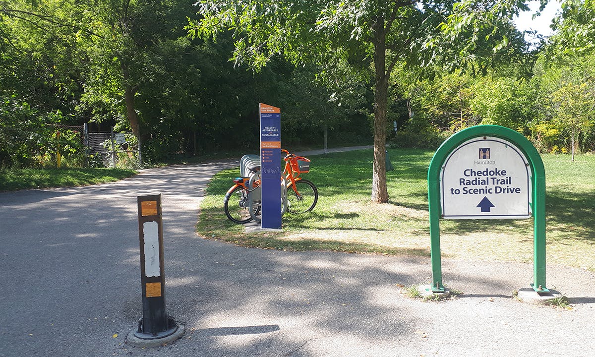 photo of trail entrance