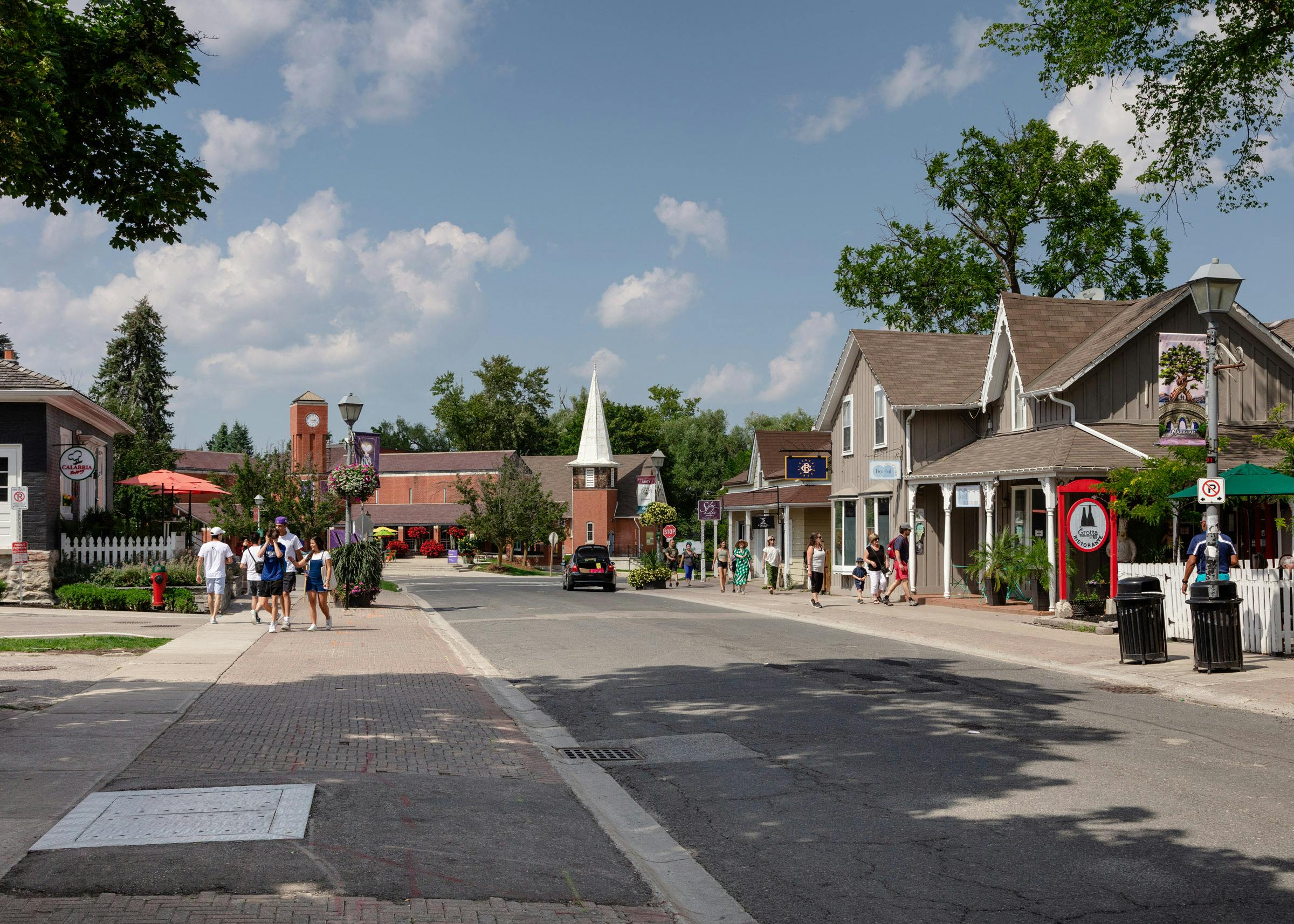 Streetscape - Main Street Unionville looking north. The new trees and tree grates (Opportunity 1) will be on the new pedestrian space on the east side of the street. Photo by Laura Findlay.