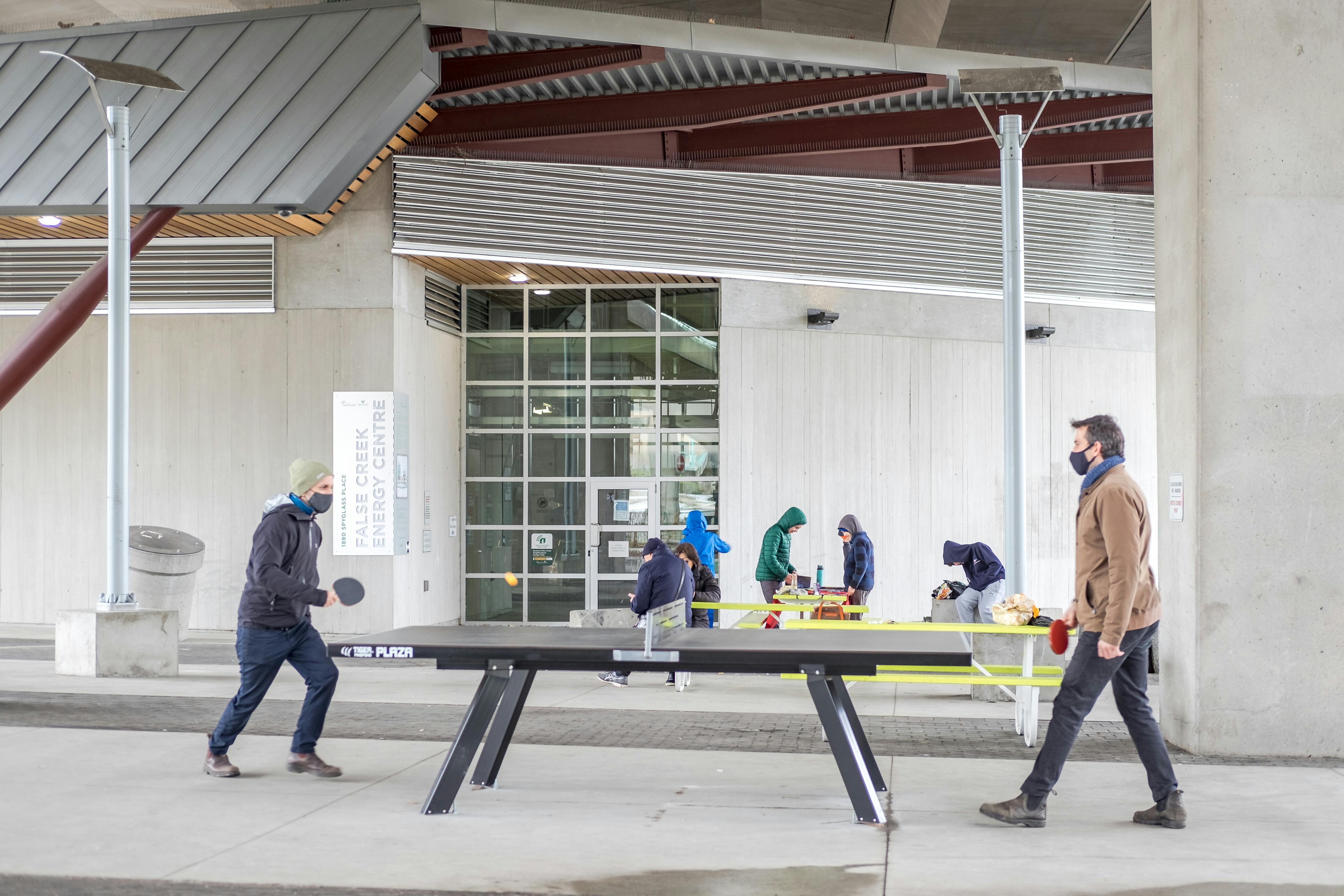Cambie Bridge South & False Creek Neighbourhood Energy Utility Rain-Friendly Plaza