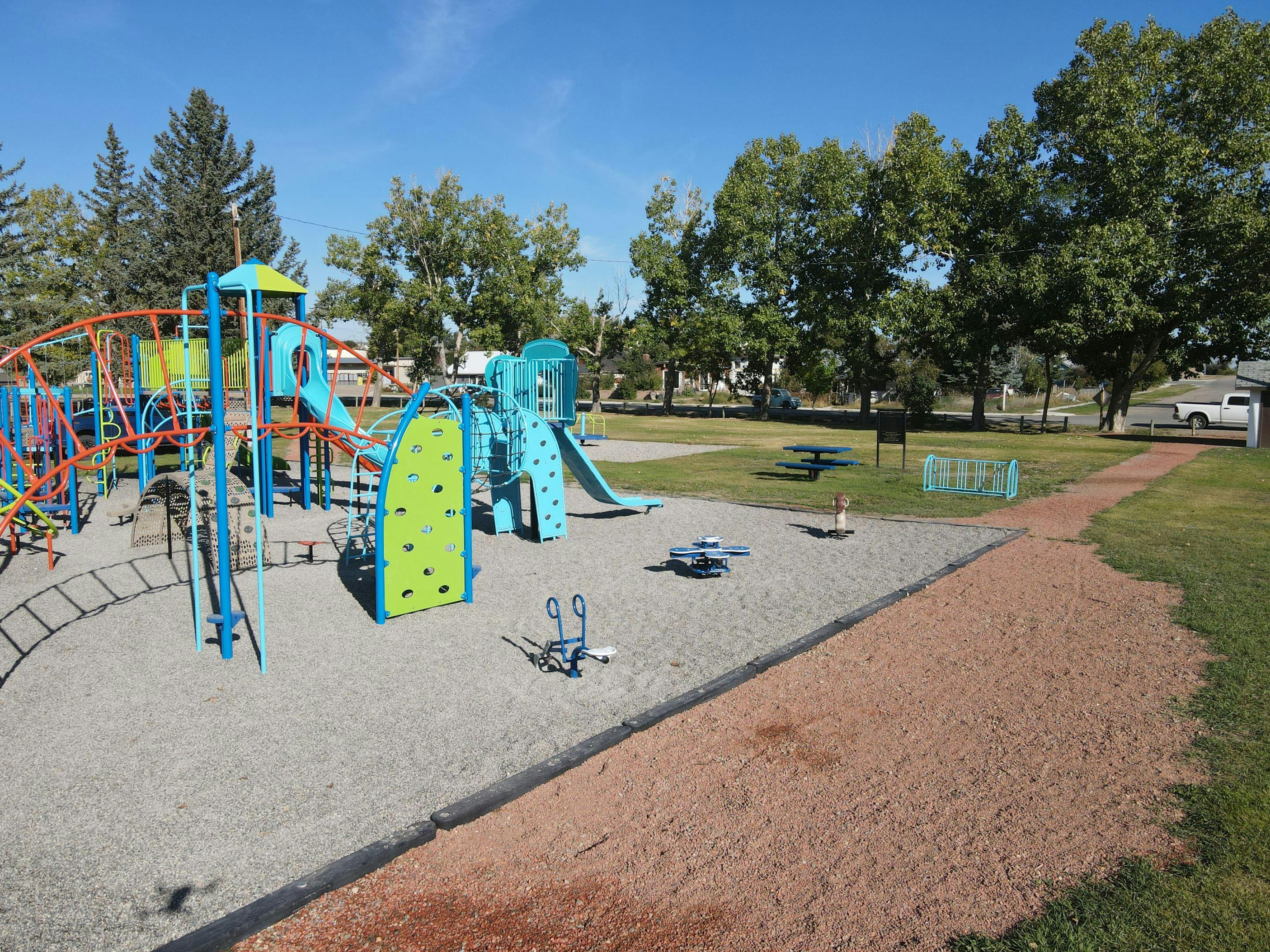 New playground structure and digging equipment