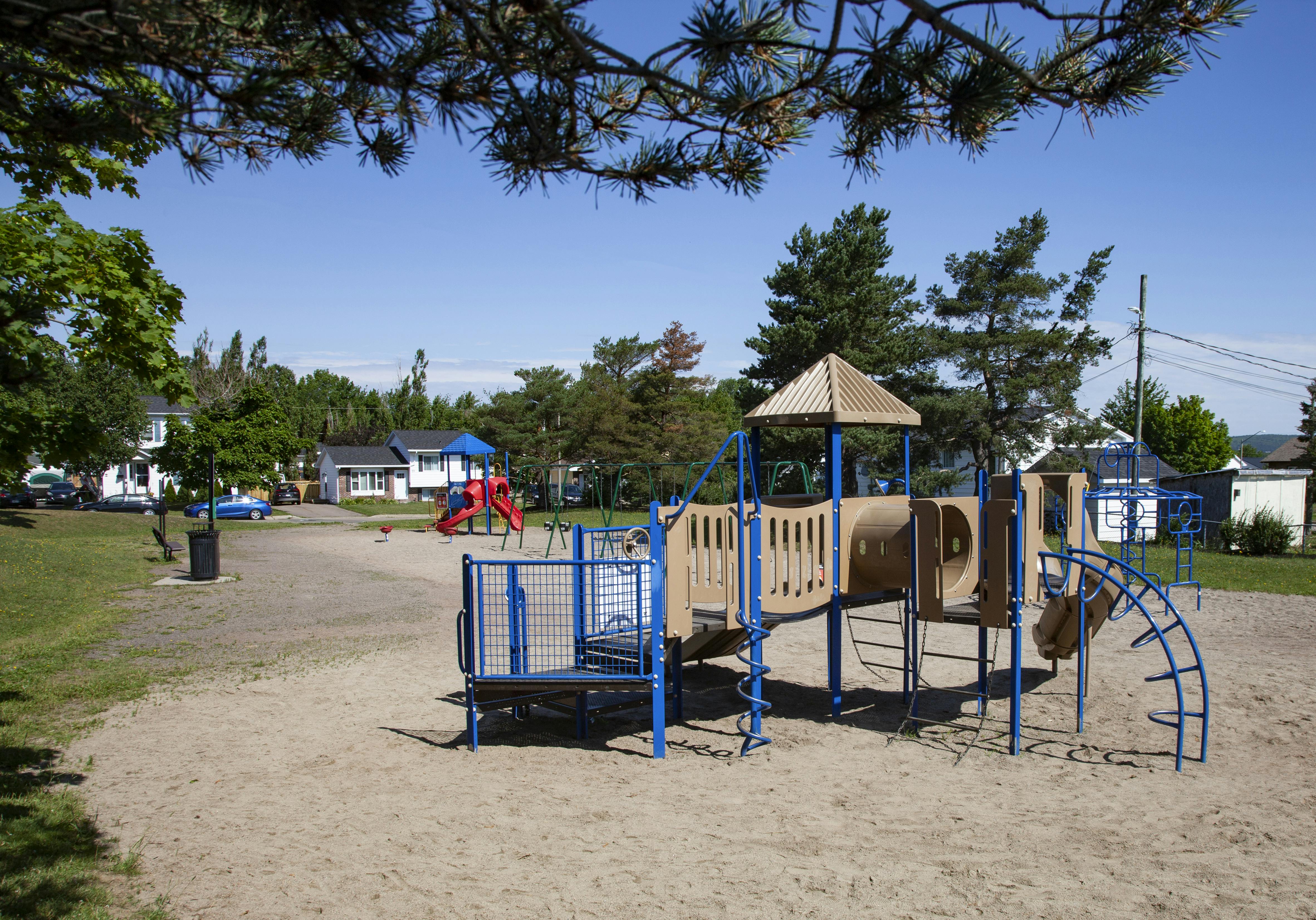 Hamilton Heights Park 1.jpg
