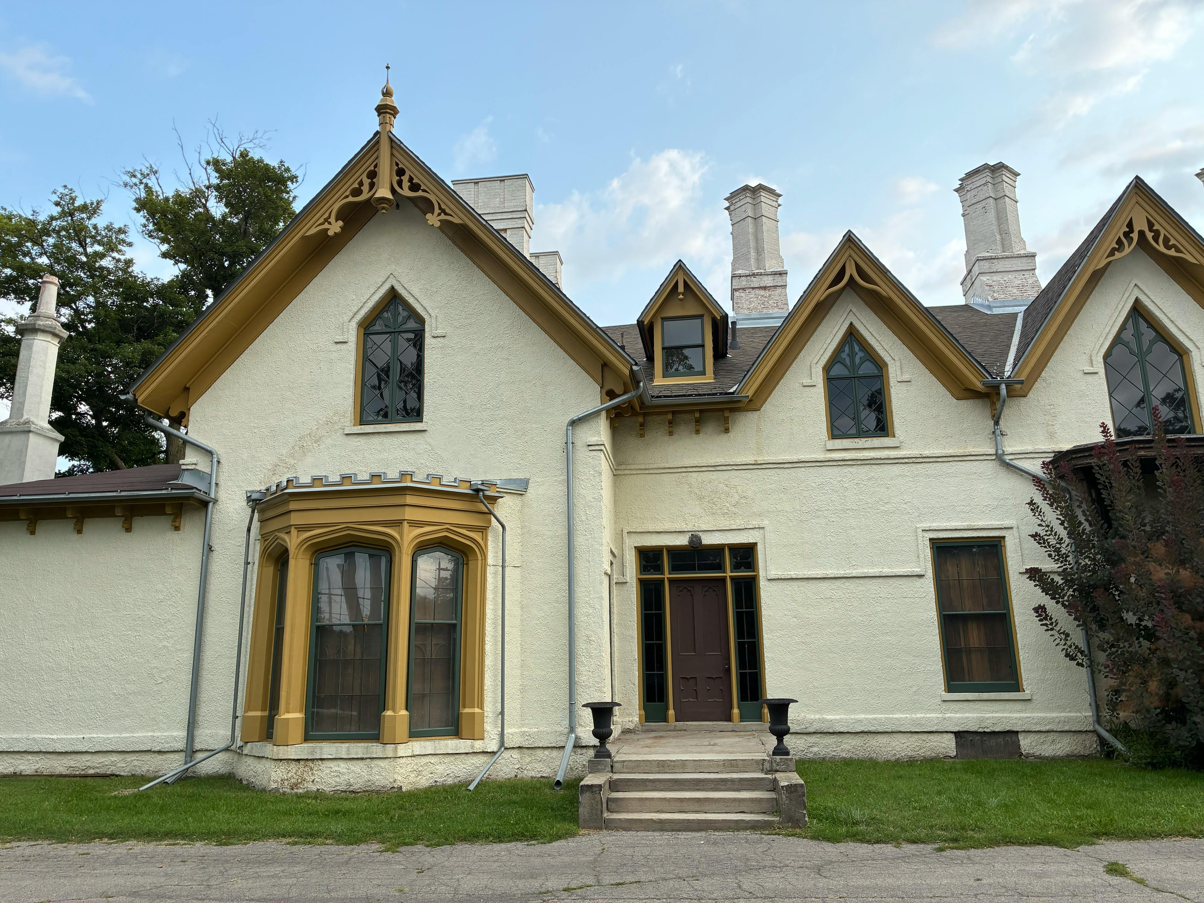 Manor House Exterior View 2.jpg