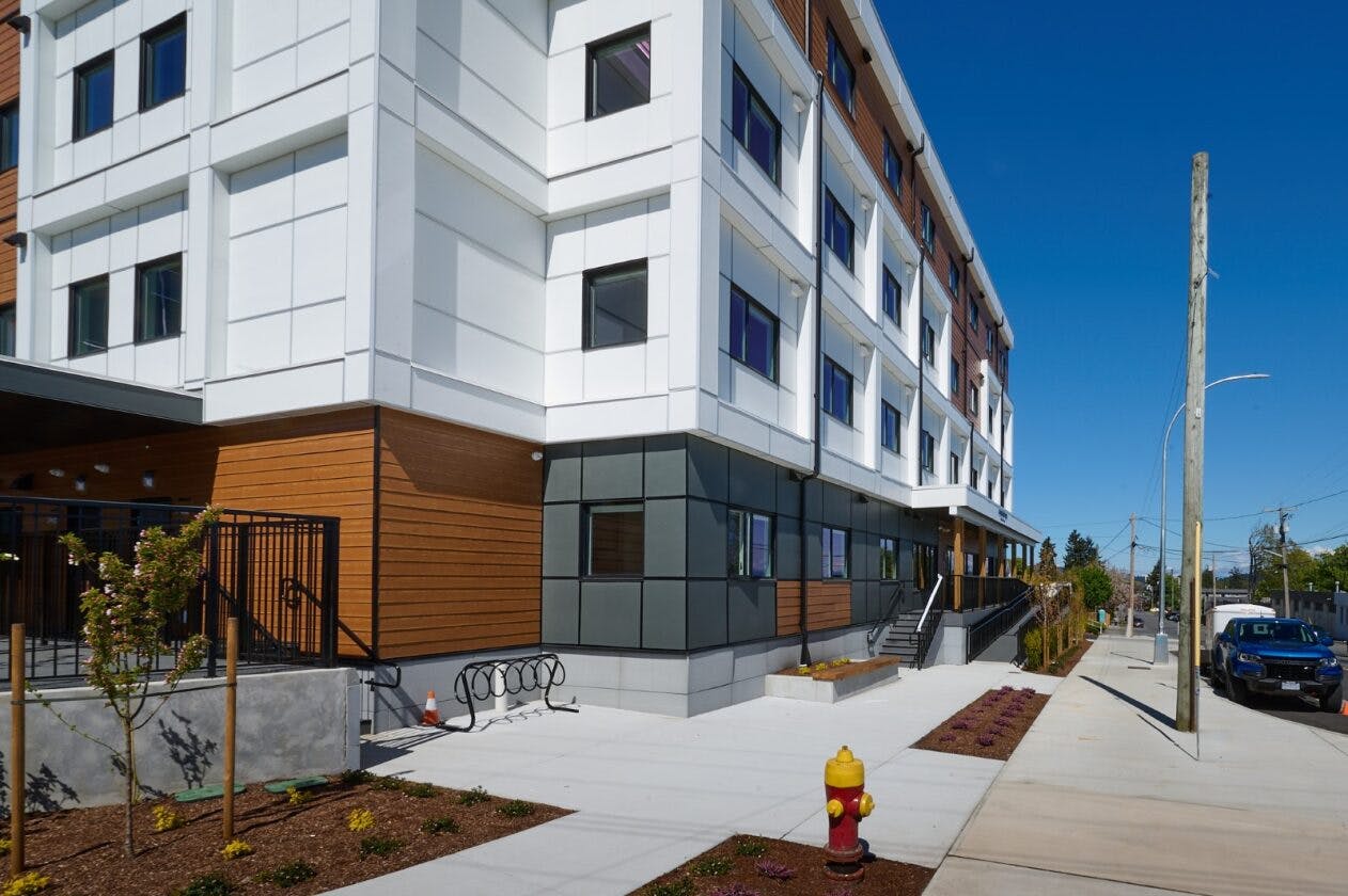 exterior 2.jpg