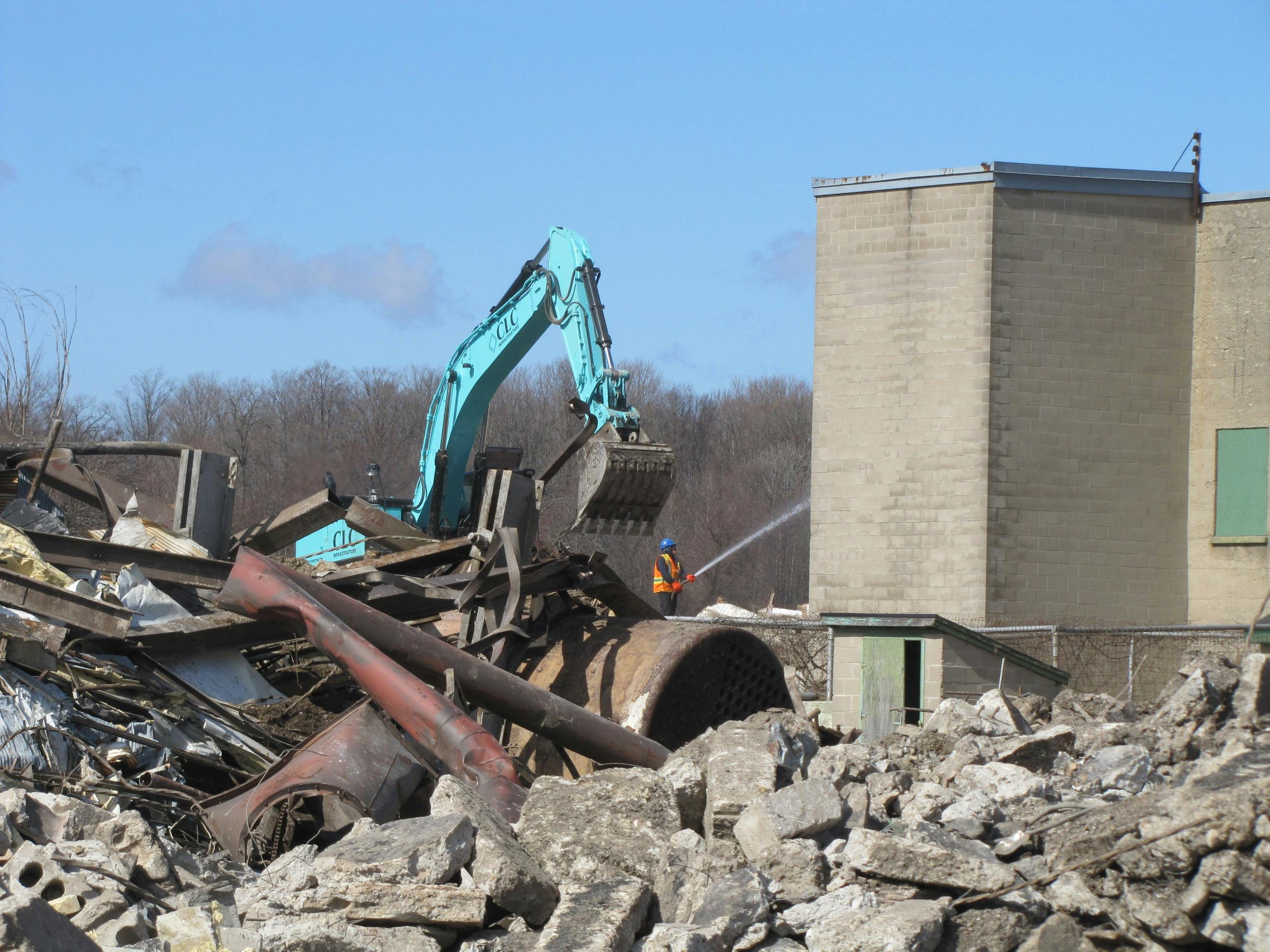 Demolition of Bogdon and Gross - March 12, 2021