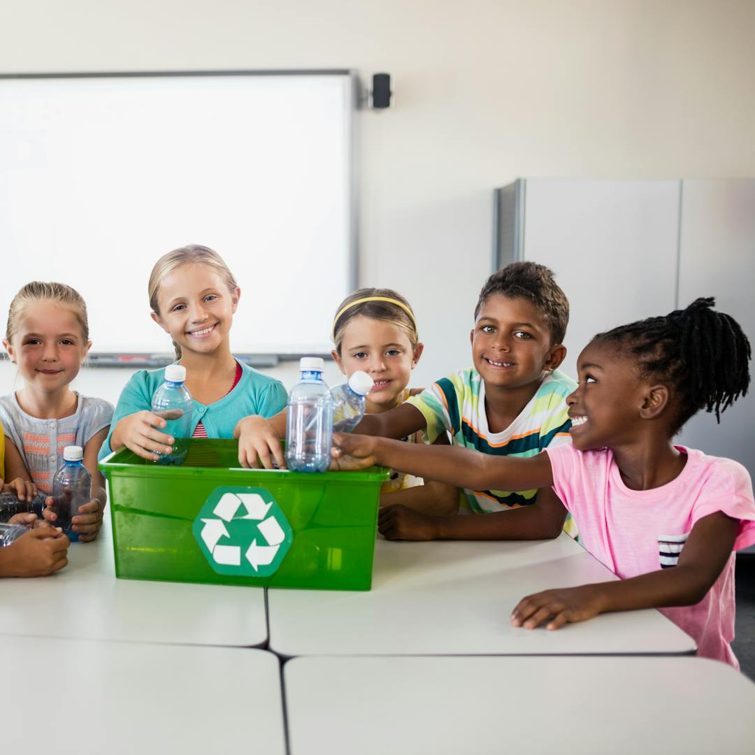 kids recycling