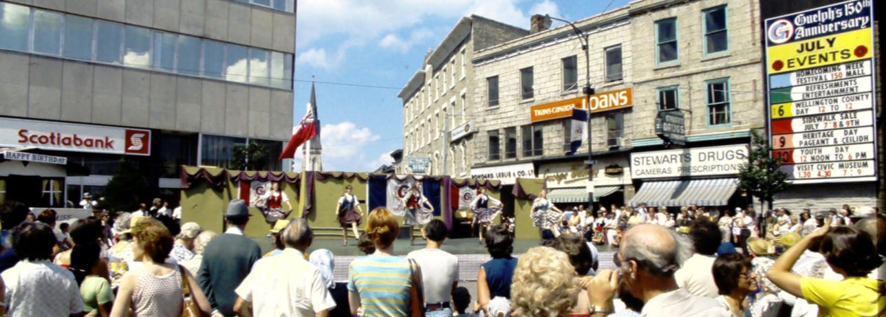 A crowd gathered at St George's square to celebrate Guelph's 15th anniversary in 1977