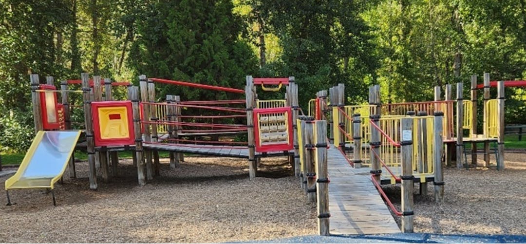 TImber play structure