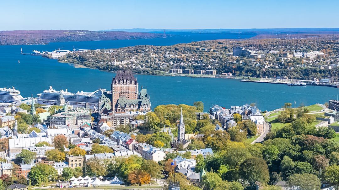 AdobeStock_@Pascale Gueret_CMQuébec_Bâtirensemble