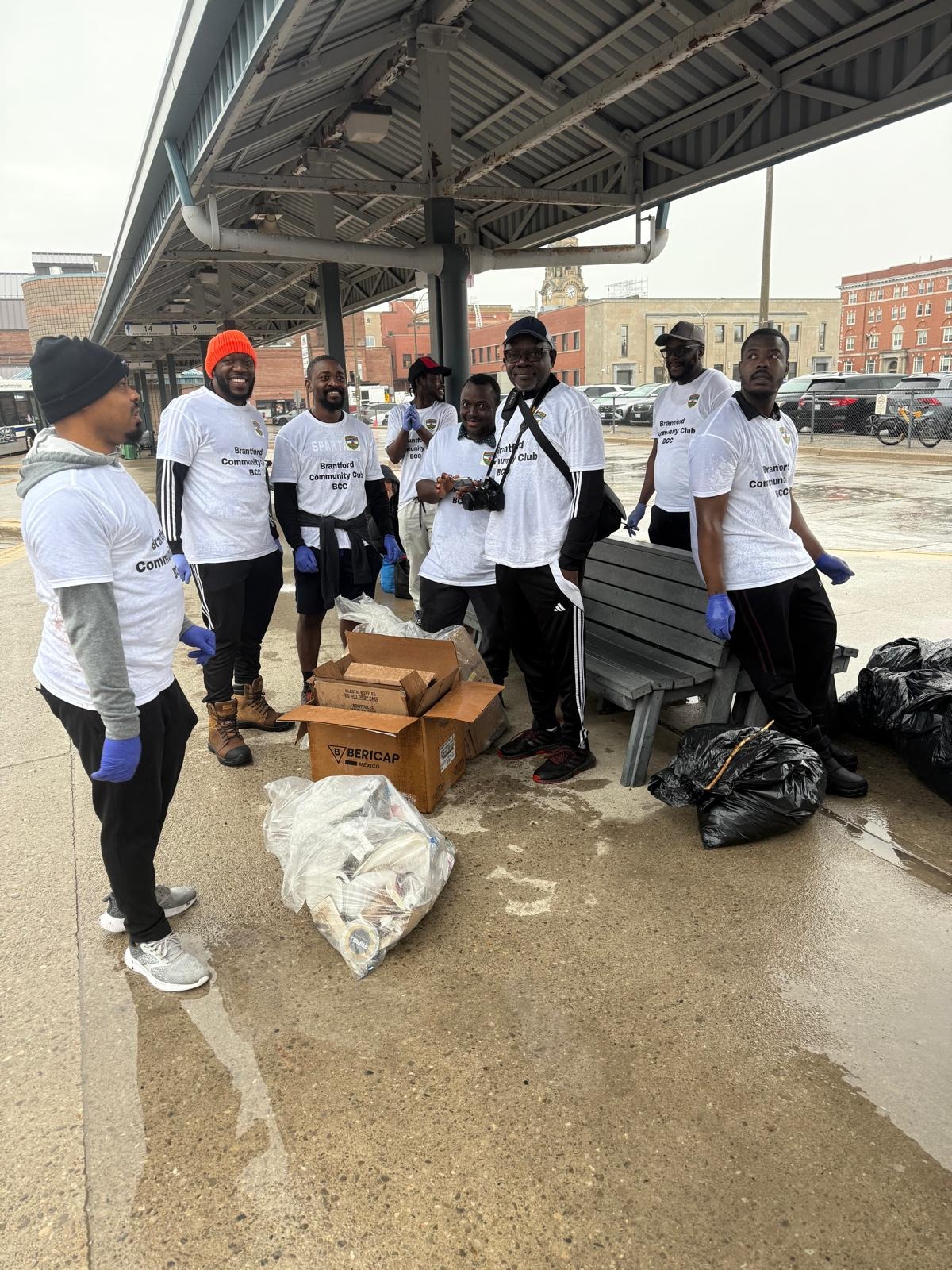 Rain could not stop us! 🌧️💪 Brantford Community Club (BCC) cleaning under the rain with smiles! #CleanBrantford!