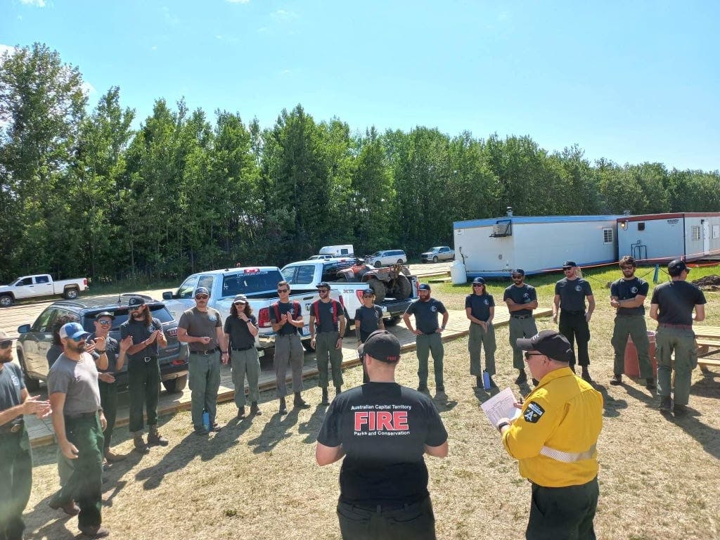 US and Australian Firefighters during briefing