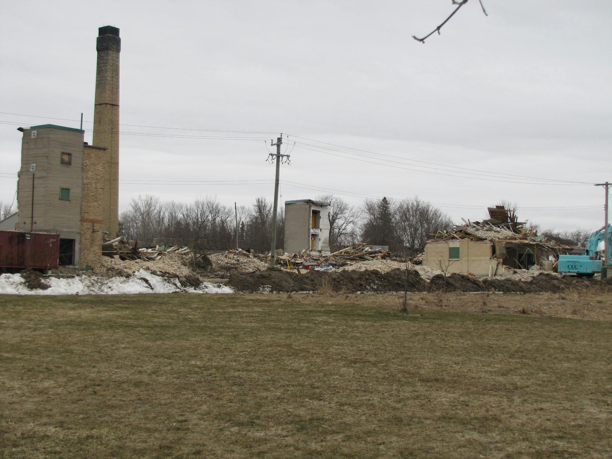Demolition of Bogdon and Gross - March 16, 2021
