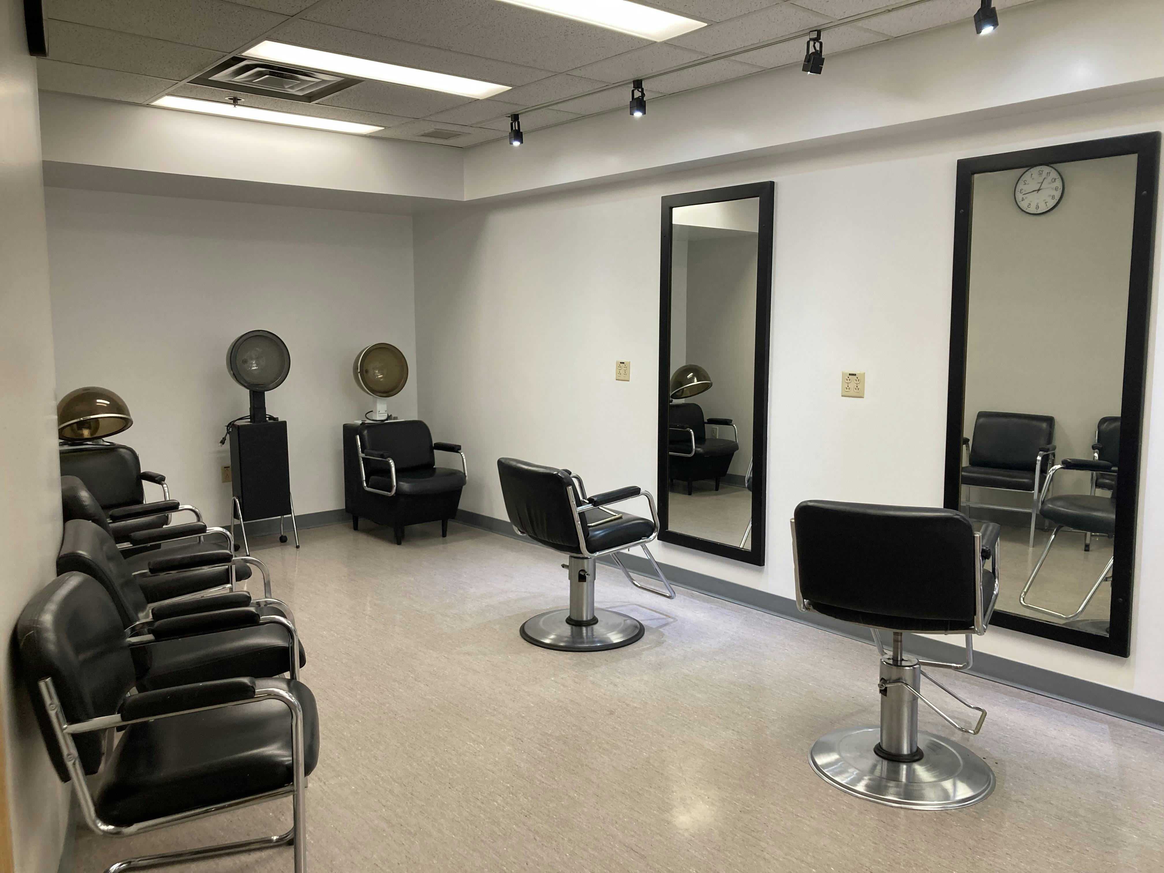 Glenrose Hair Salon Space 1
