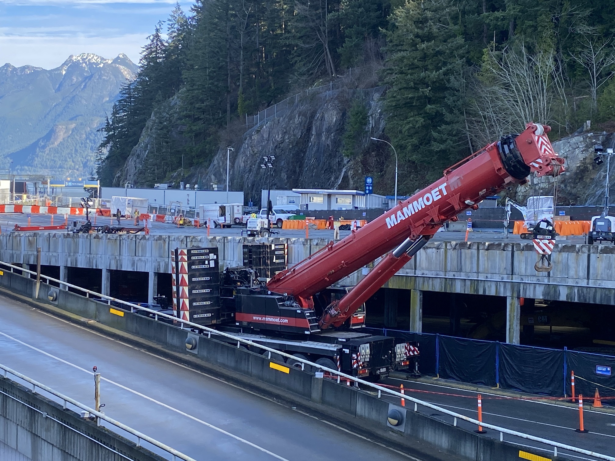 置物 DW THE MILLENNIUM AT HORSESHOE BAY Horseshoe Bay Ferry Terminal (1979) Howe Sound Queen & Queen of