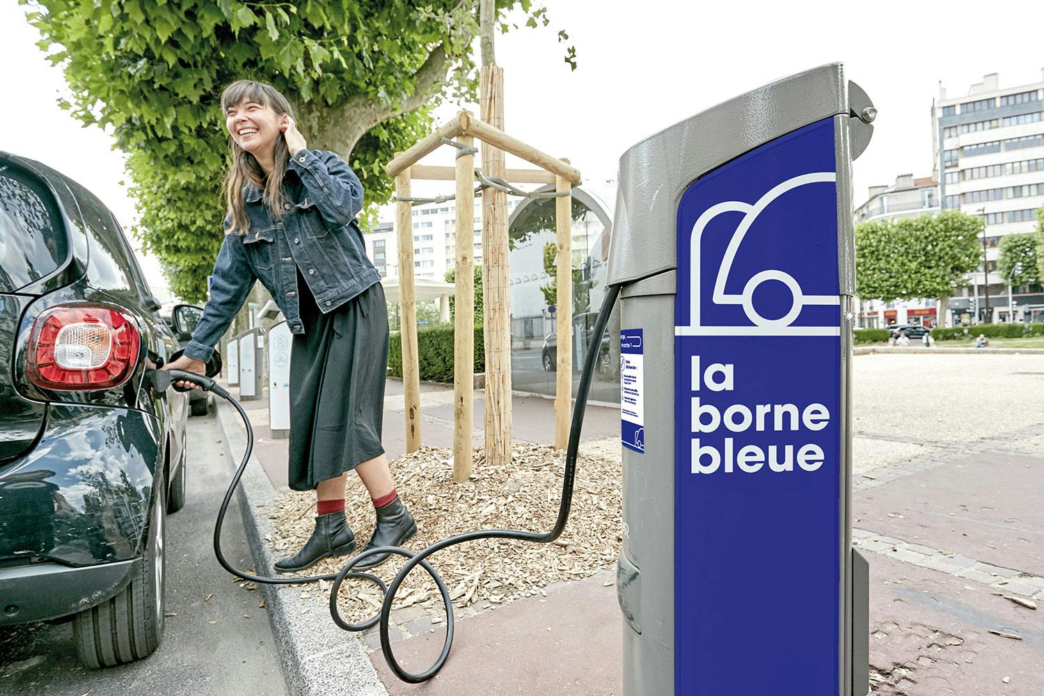 Bornes de recharge pour véhicules électriques