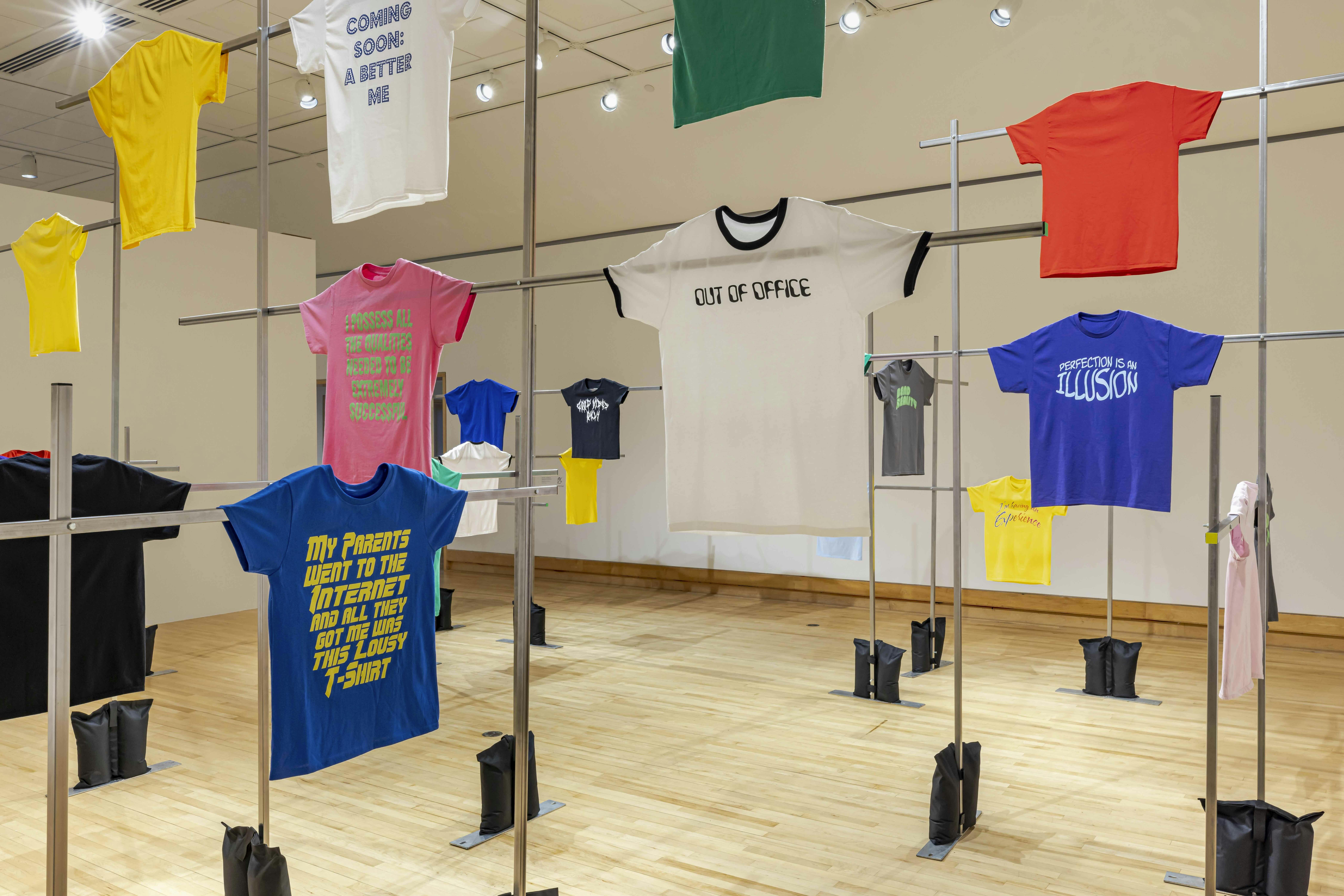 Lost and Found — T-shirt Display, 2023. Photo by Toni Hafkenscheid.