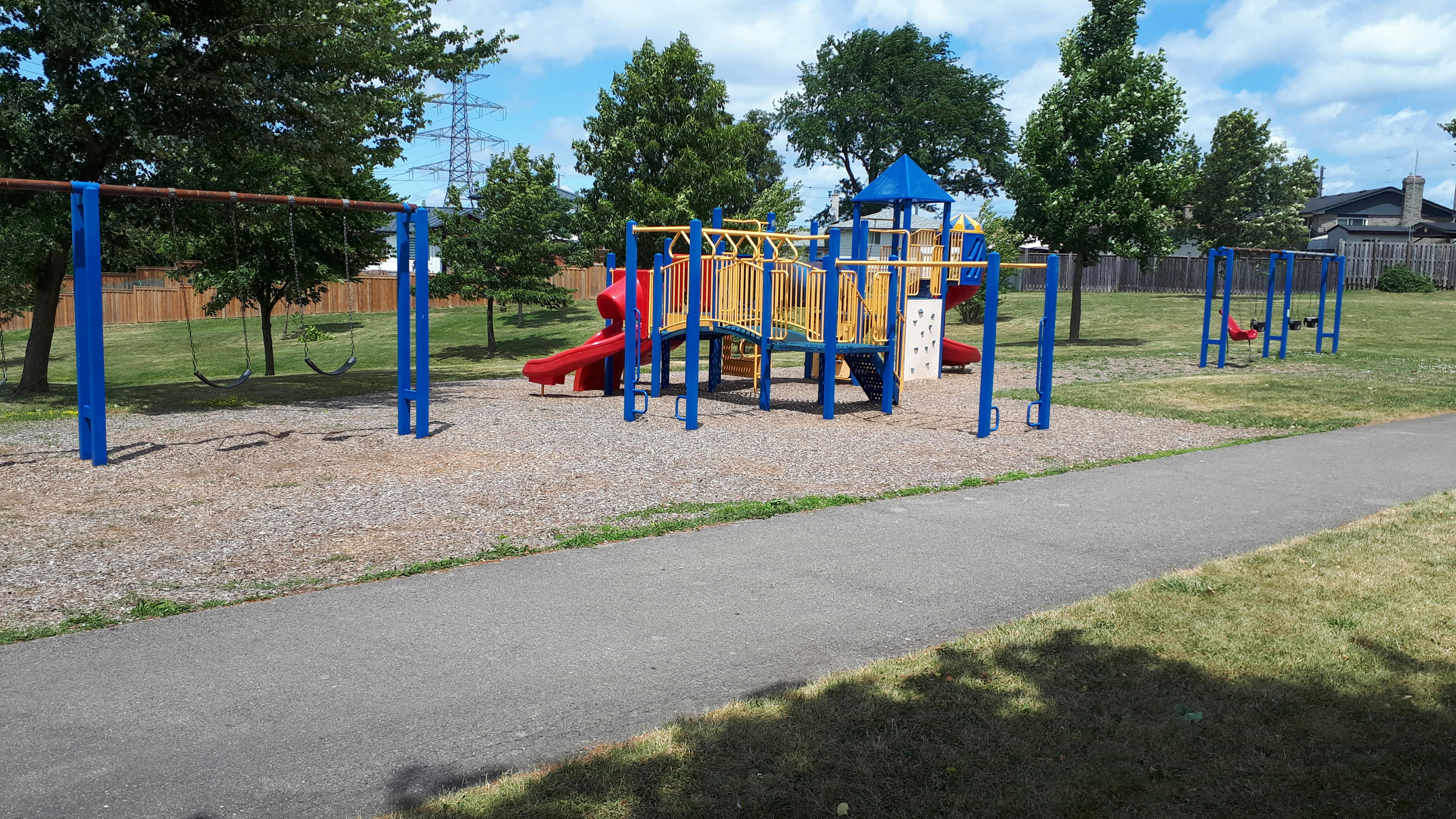 Glen Castle Park Playground.jpg