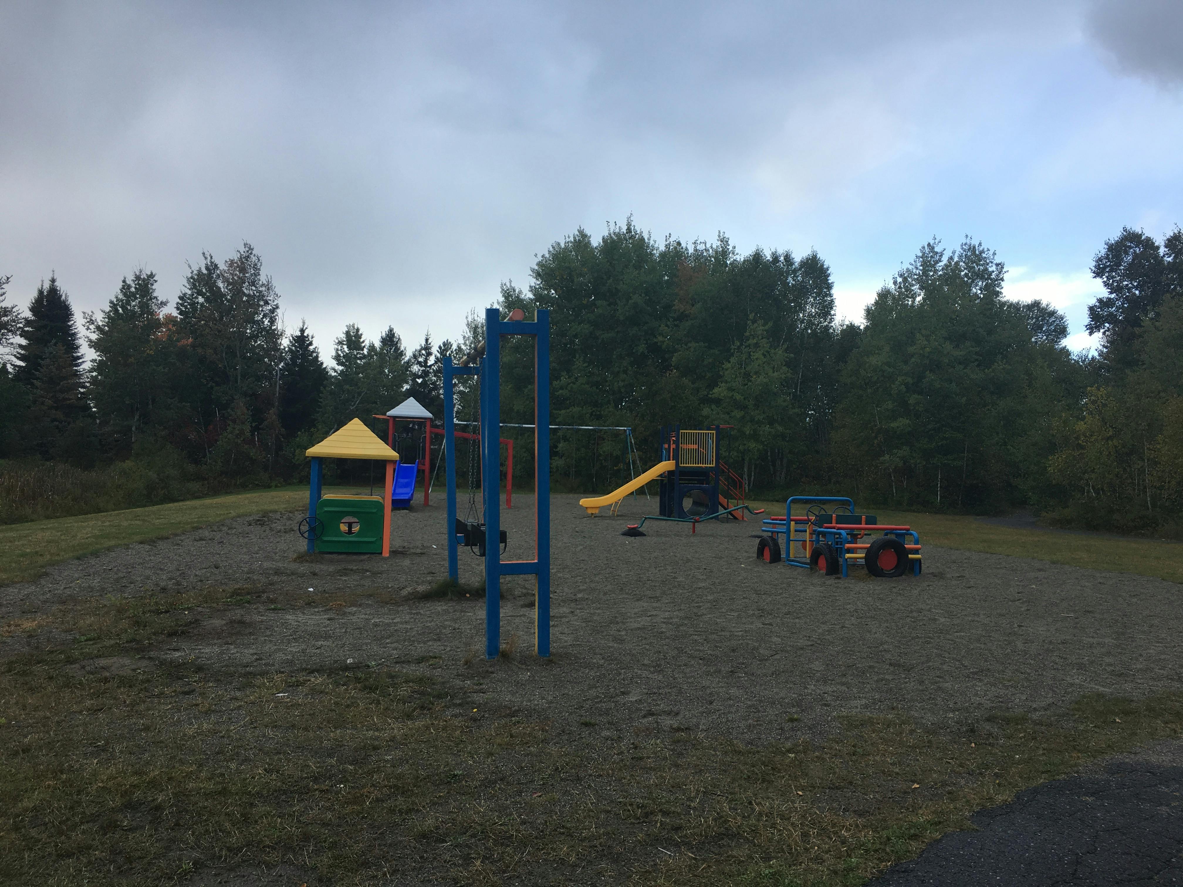 Ravine Park, Garson - BEFORE