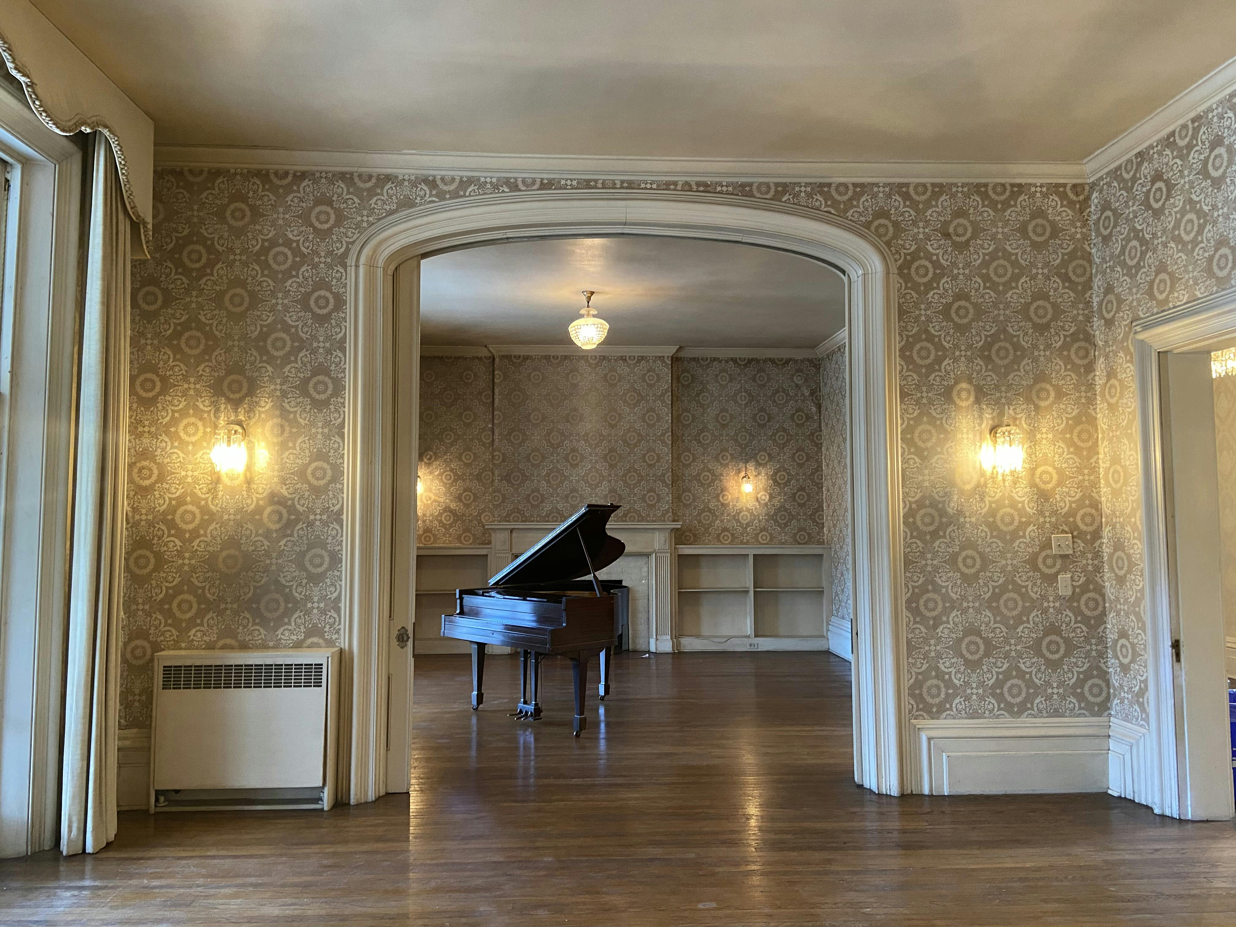 Mulock House interior