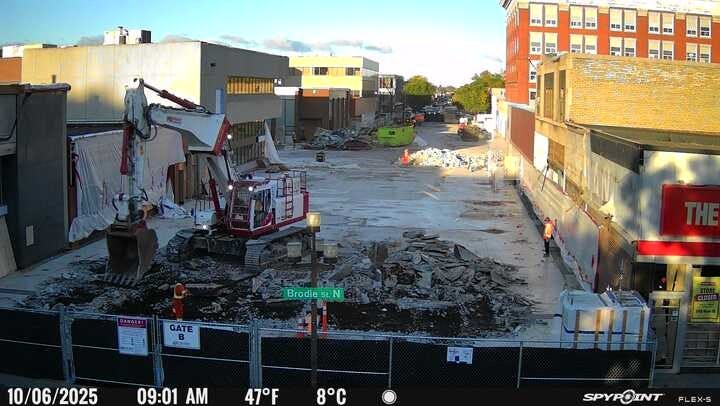 Victoria Ave West - 4.jpg