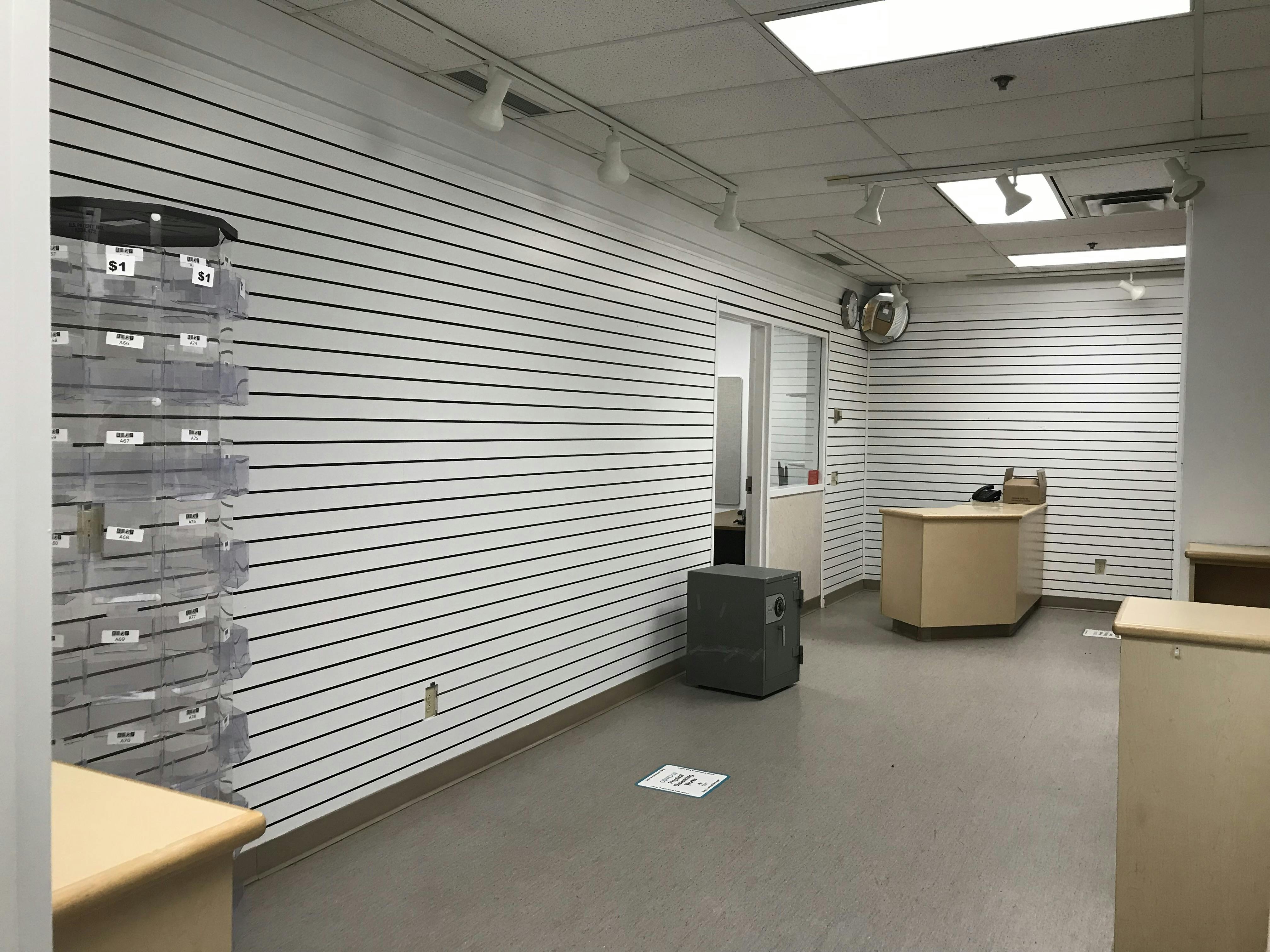 Glenrose Retail Space - Open Area