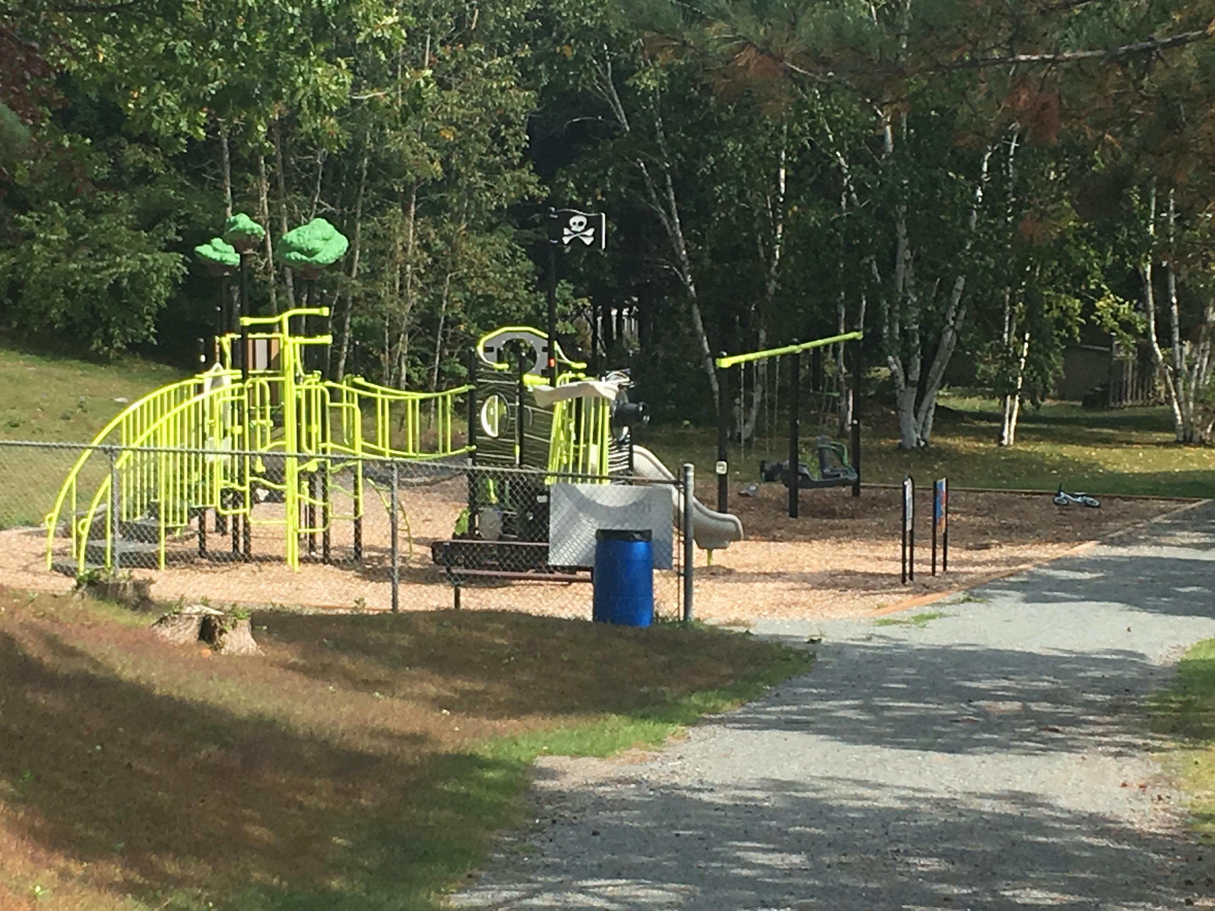 Hillcrest Playground, Sudbury - AFTER #2