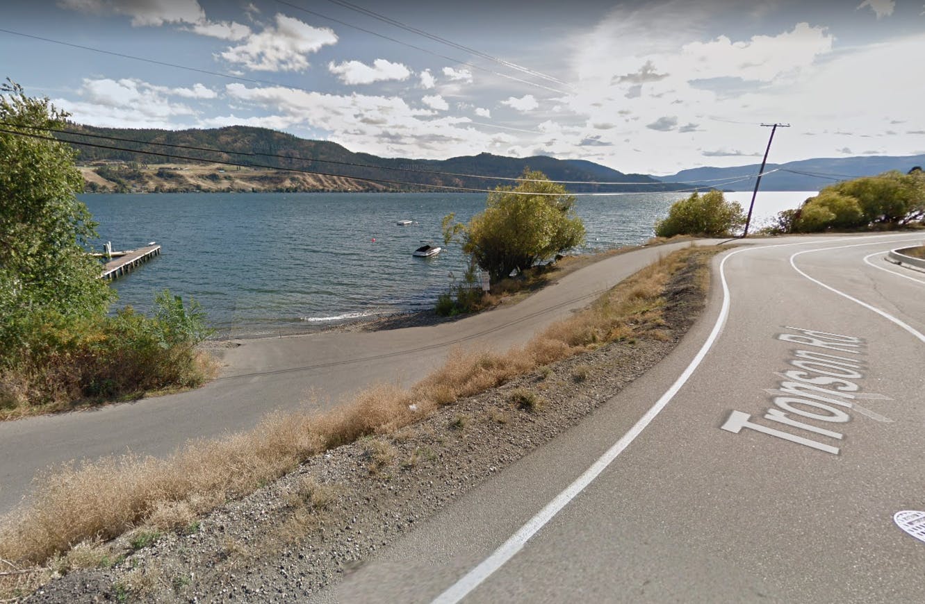 BoatLaunch_StreetView2.PNG