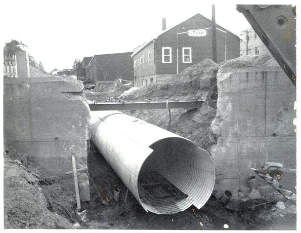 Sullivans Pond Pipe