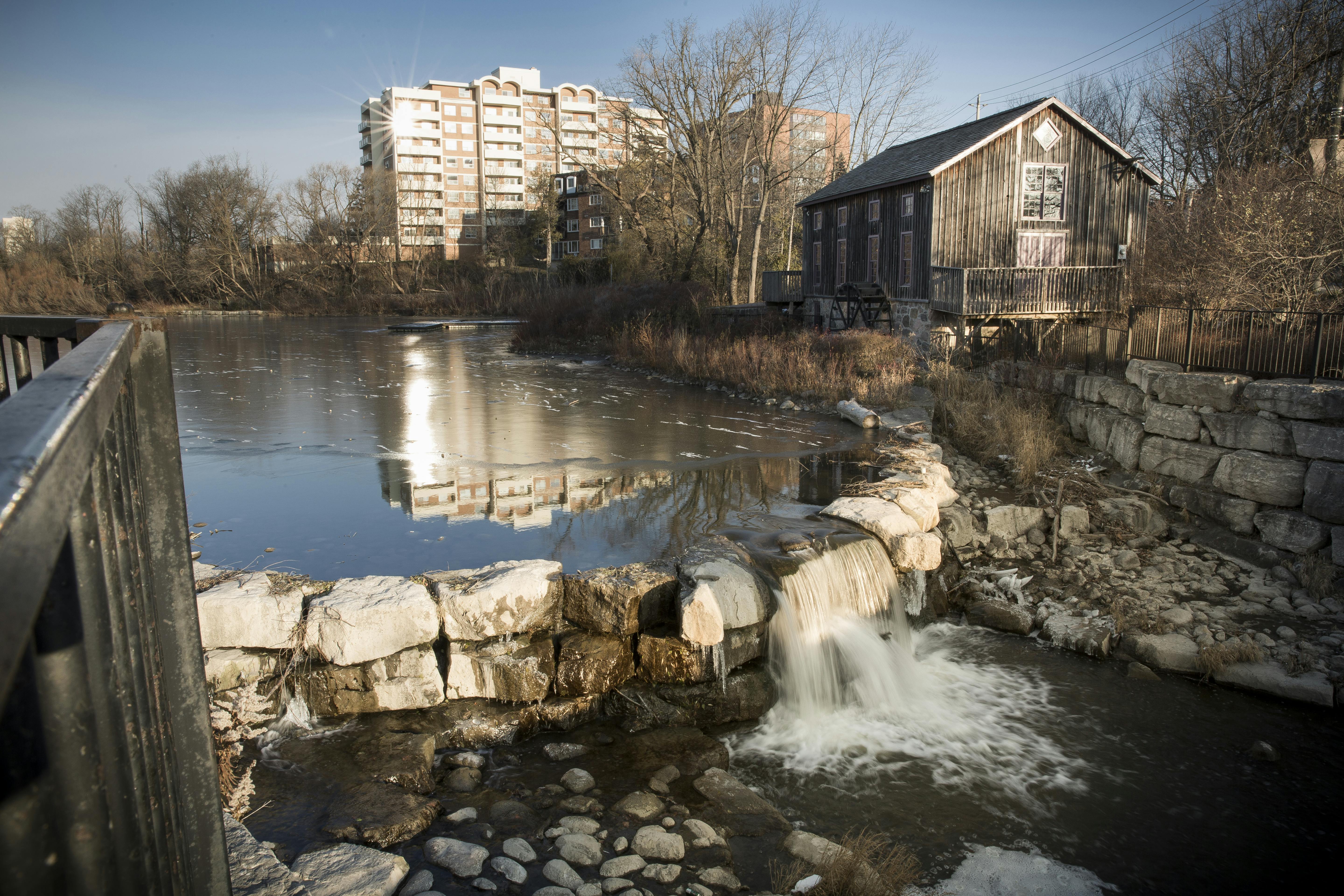 Grist Mill Falls Hr