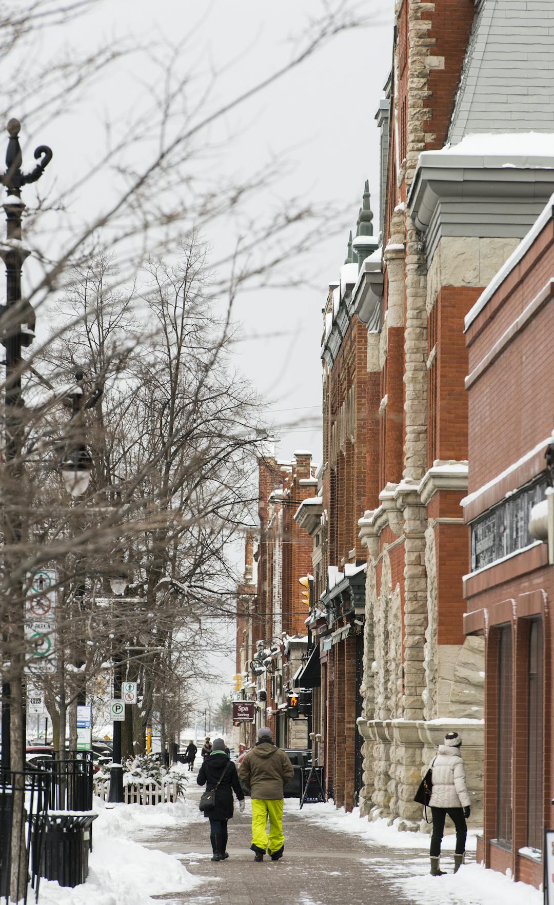 Pedestrians on Hurontario Street. Photo by Doug Burlock.