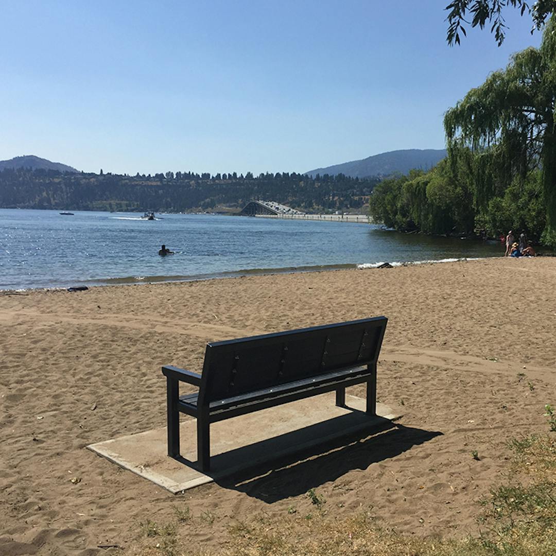 Lake Avenue Beach Access