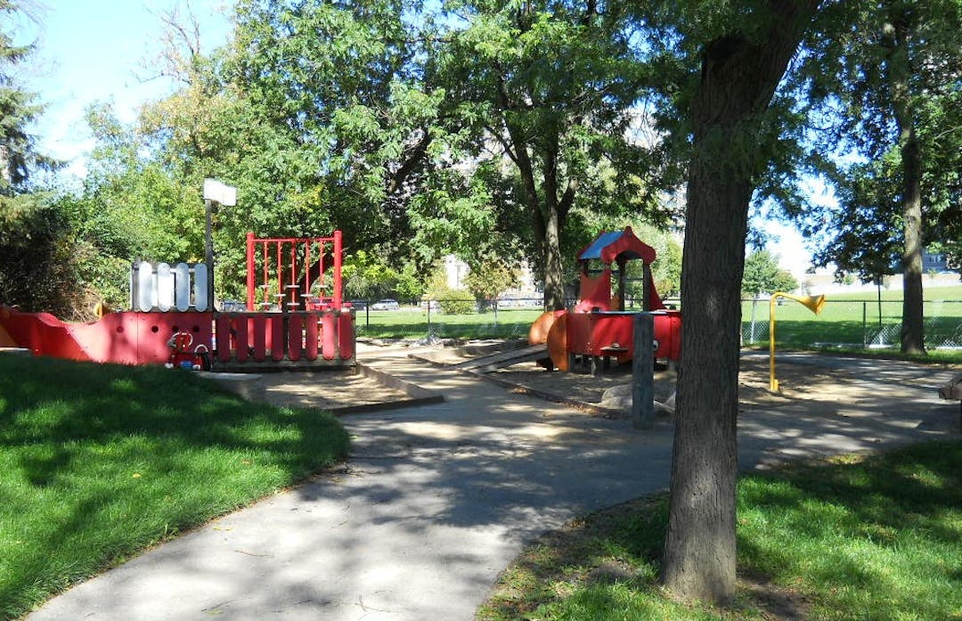 Photograph of the existing junior playground area at Springhurst Park.